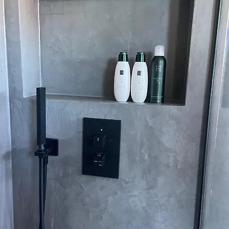 One Business Apartament *