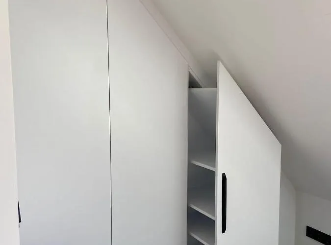 One Business דירה